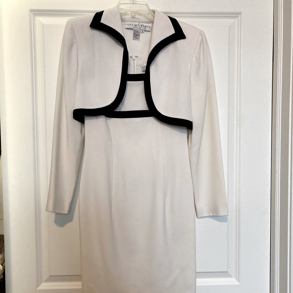 Lillie Rubin summer suit